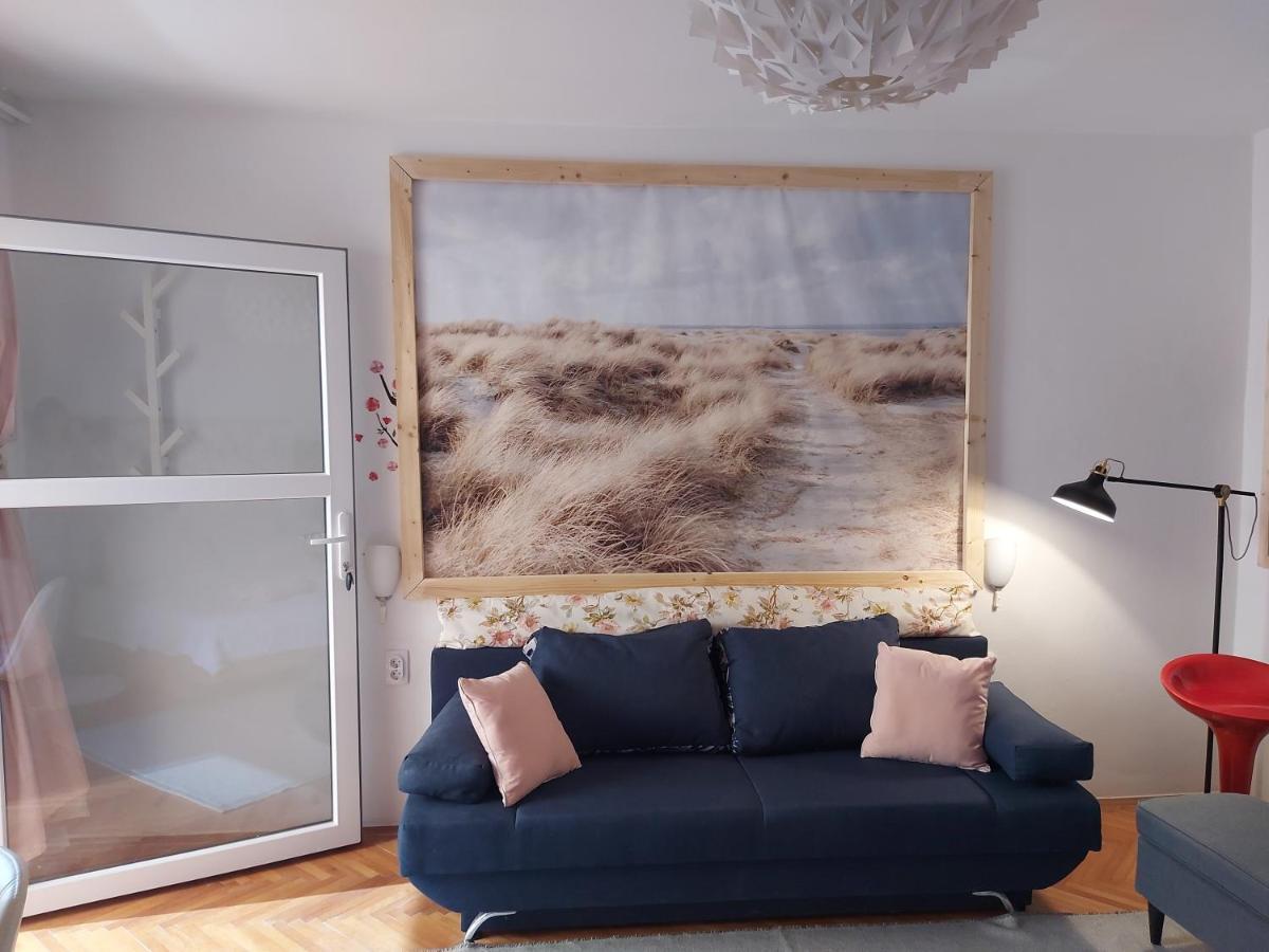 Apartments Garden Ровінь Екстер'єр фото