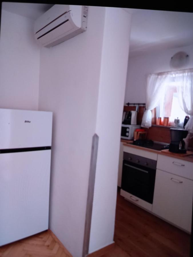 Apartments Garden Ровінь Екстер'єр фото