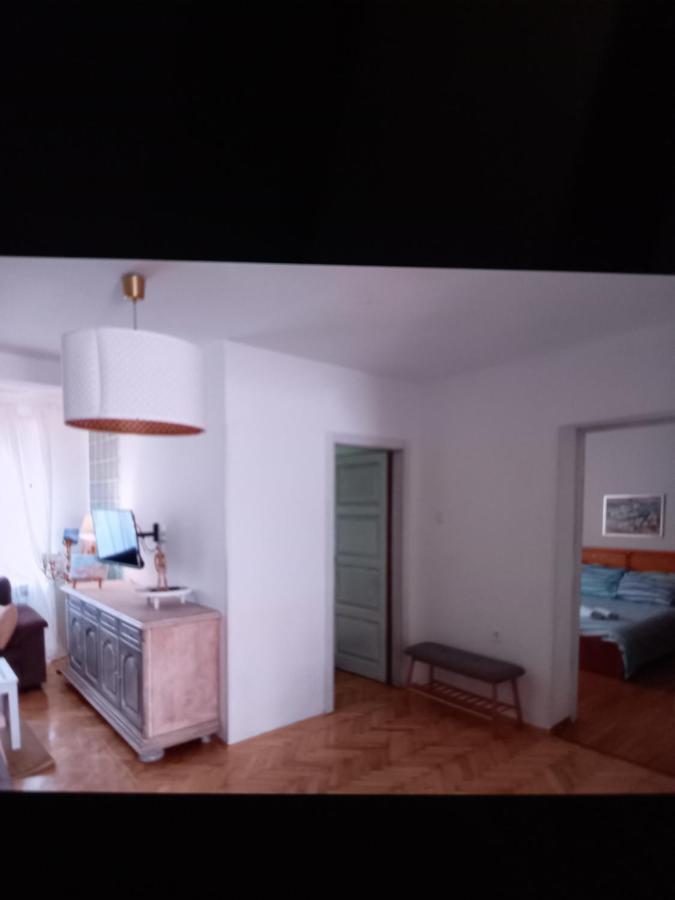 Apartments Garden Ровінь Екстер'єр фото