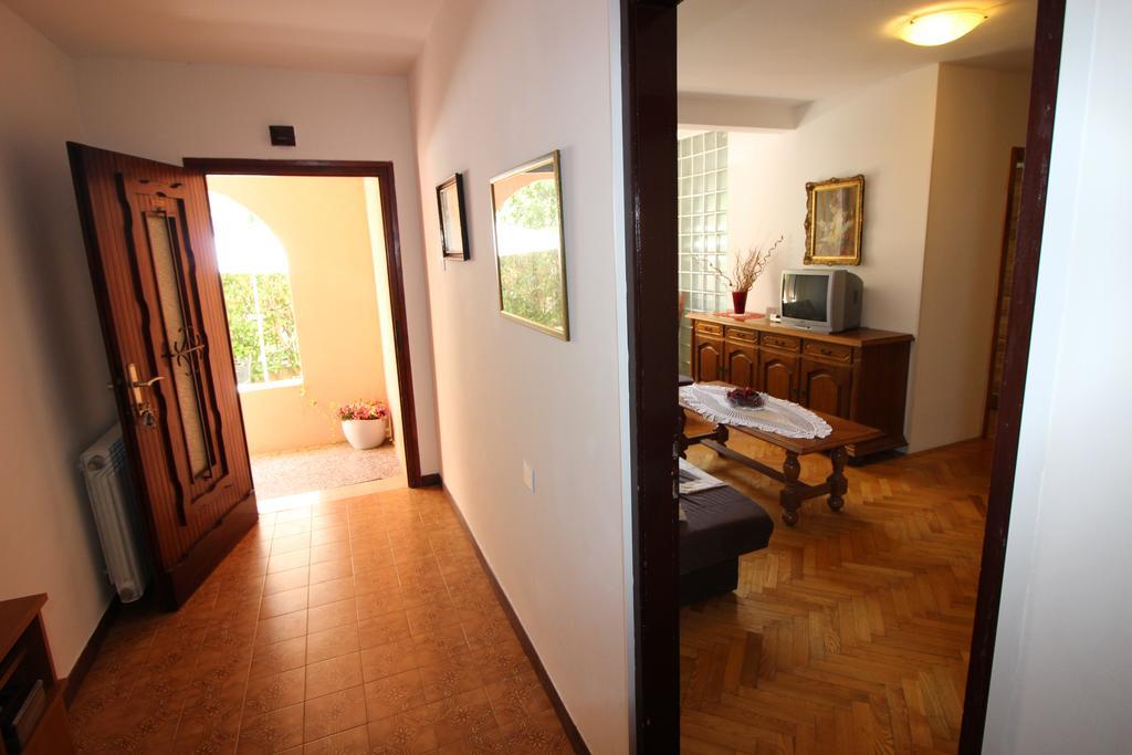 Apartments Garden Ровінь Екстер'єр фото