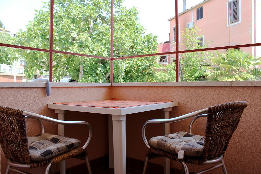 Apartments Garden Ровінь Екстер'єр фото